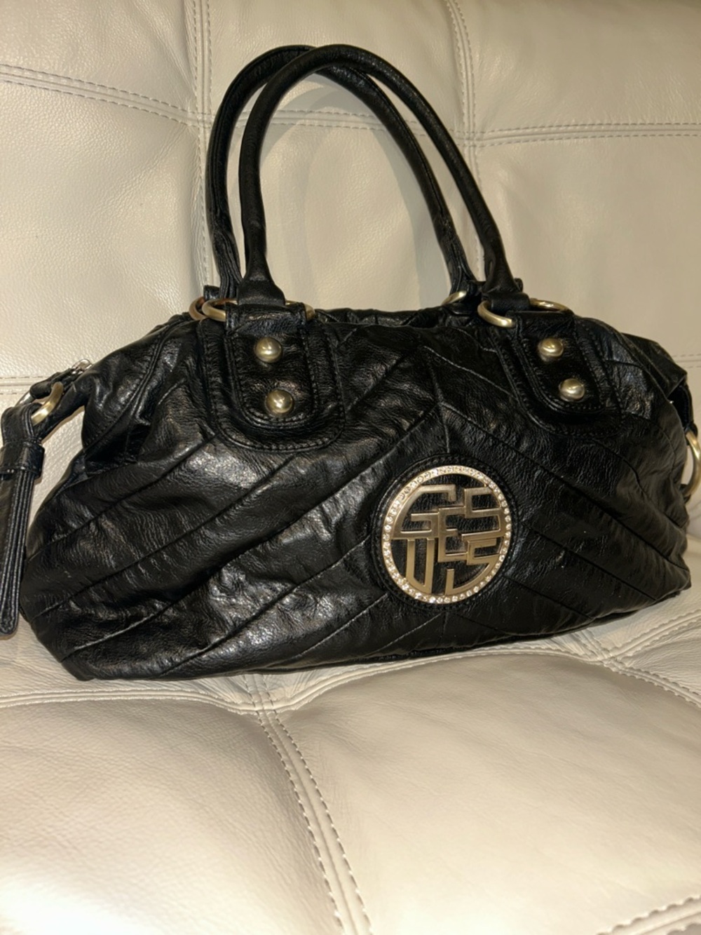 Guess Vintage Y2K Luxury Black Quilted Leather Satchel Handbag w/rhinestones
